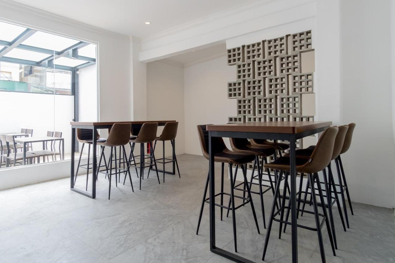 Reddoorz Premium Near Centre Point Mall Medan Ngoại thất bức ảnh