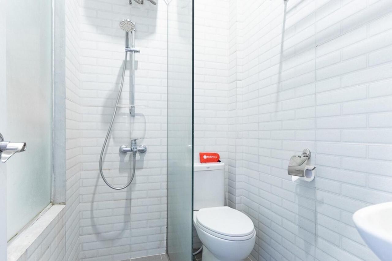 Reddoorz Premium Near Centre Point Mall Medan Ngoại thất bức ảnh